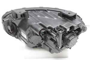 HYUNDAI VENUE QX Right Headlight (2019 2020 2021 2022 2023 2024 2025 2026) [92102-K2130]