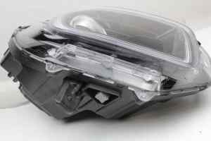 HYUNDAI VENUE QX Right Headlight (2019 2020 2021 2022 2023 2024 2025 2026) [92102-K2130]