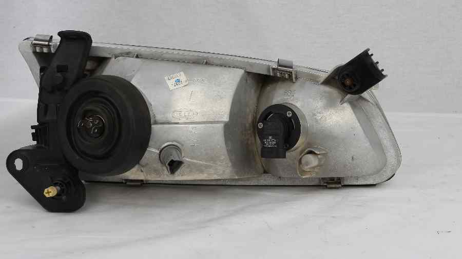 TOYOTA CAMRY 20 SERIES (Late) Left Headlight (2000 2001 2002)